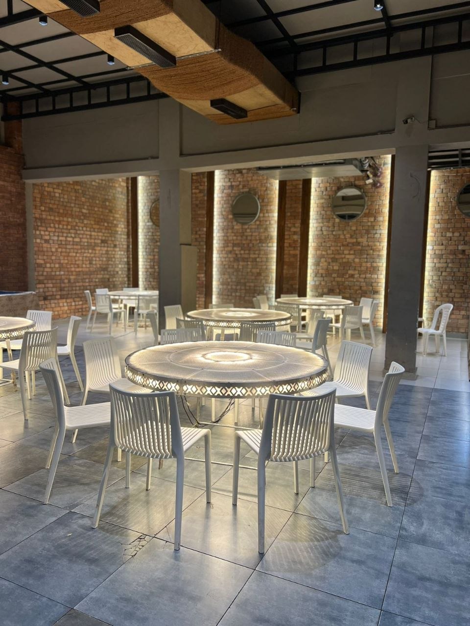 Corporate event catering and hospitality by Henza Events